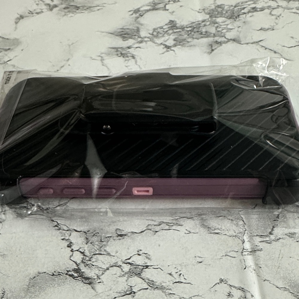 I Phone 16 Promax Cases Magnetic Double Protection Though Durable - Picture 12 of 13